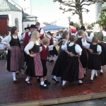 d`Volkstanzgruppe beim Perlesreuter Drescherfest, Bild 4141