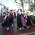 d`Volkstanzgruppe beim Perlesreuter Drescherfest, Bild 4149