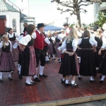 d`Volkstanzgruppe beim Perlesreuter Drescherfest, Bild 4145